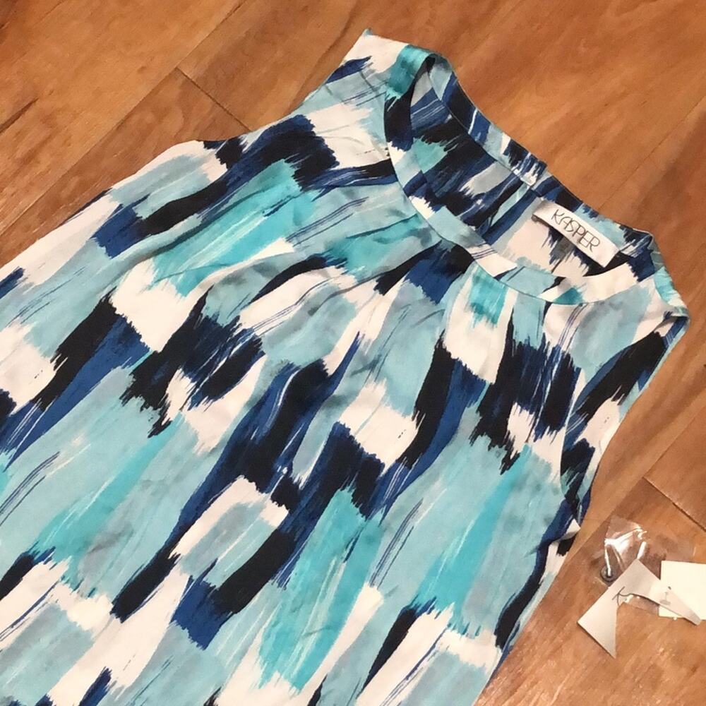 Kasper Blue and White Brushstroke Sleeveless Crepe Blouse Size XS